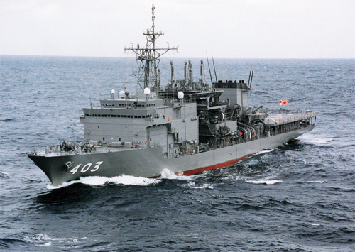 潜水艦救難艦「ちはや」