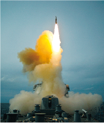 イージス艦から発射されたSM-3