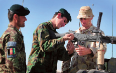 豪軍によるアフガニスタン国軍兵士に対する教育訓練〔豪国防省〕