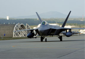 ċRÎ[nɓWJ̍ŐVs퓬@F-22v^[yċRz