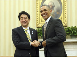 日米首脳会談における安倍内閣総理大臣とオバマ米大統領（13（平成25）年2月22日）【内閣広報室】