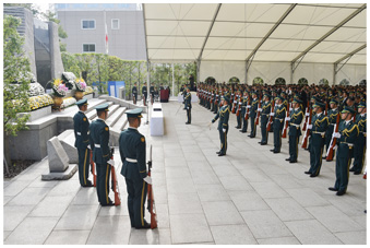 平成26年度自衛隊殉職隊員追悼式の画像