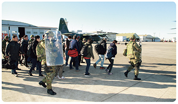 空自入間基地（埼玉県）における在外邦人等の保護措置に関する統合訓練（17（平成29）年12月）