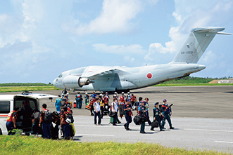 離島統合防災訓練において下地島空港への空自C-2によるDMAT（災害派遣医療チーム）の輸送（19（令和元）年9月）