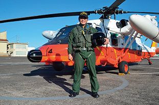 UH-60Jと筆者