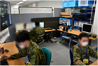 多国間サイバー防護競技会「Cyber KONGO 2023」に参加する隊員