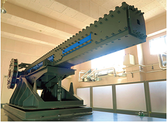 防衛装備庁で研究中のレールガン（電磁砲）